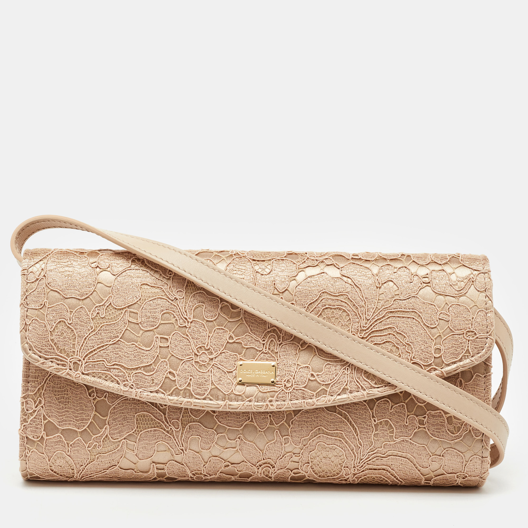 Pre-owned Dolce & Gabbana Beige Lace And Satin Flap Crossbody Bag In Sand