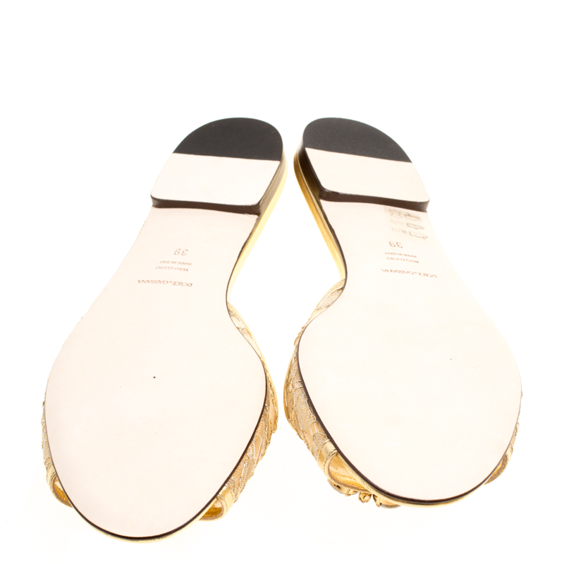 Pre Owned Dolce and Gabbana Metallic Gold Lace Sofia Crystal Embellished Flat Slides Size 39