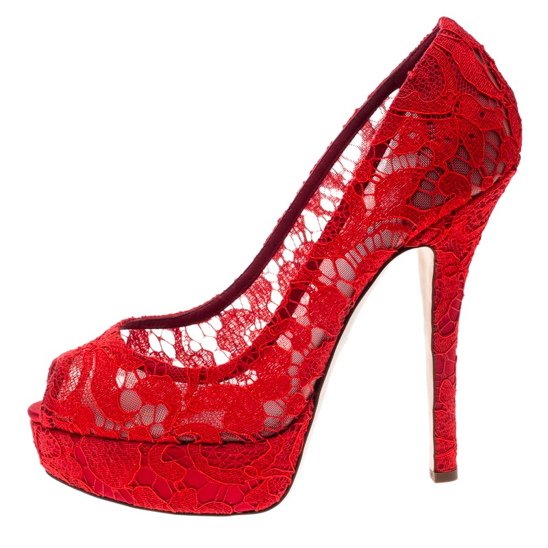 

Dolce & Gabbana Red Lace Peep Toe Platform Pumps Size