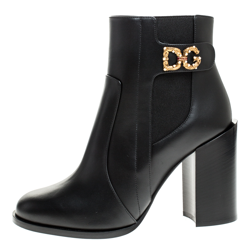 

Dolce & Gabbana Black Leather Logo Detail Ankle Boots Size