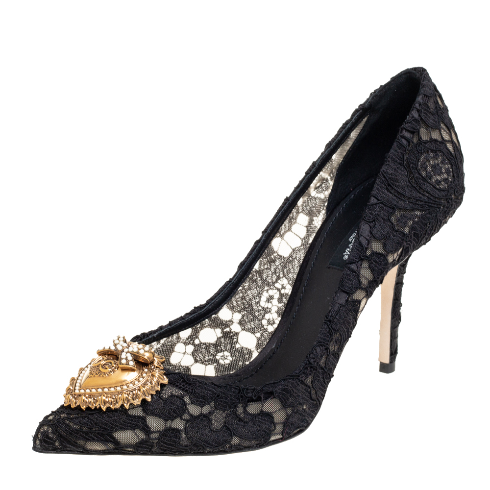 Pre-owned Dolce & Gabbana Black Taormina Lace Devotion Heart Pointed-toe Pumps Size 38