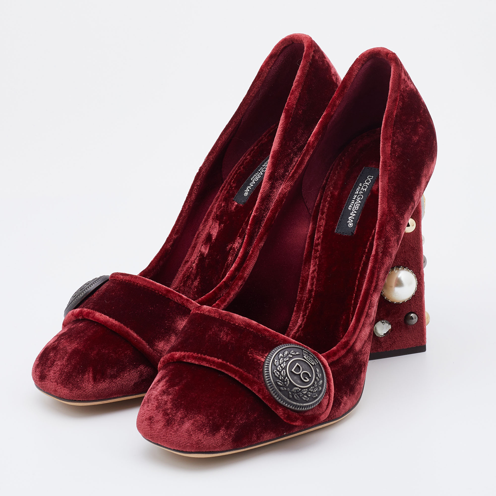 

Dolce & Gabbana Red Velvet Jackie Embellished Block Heel Pumps Size