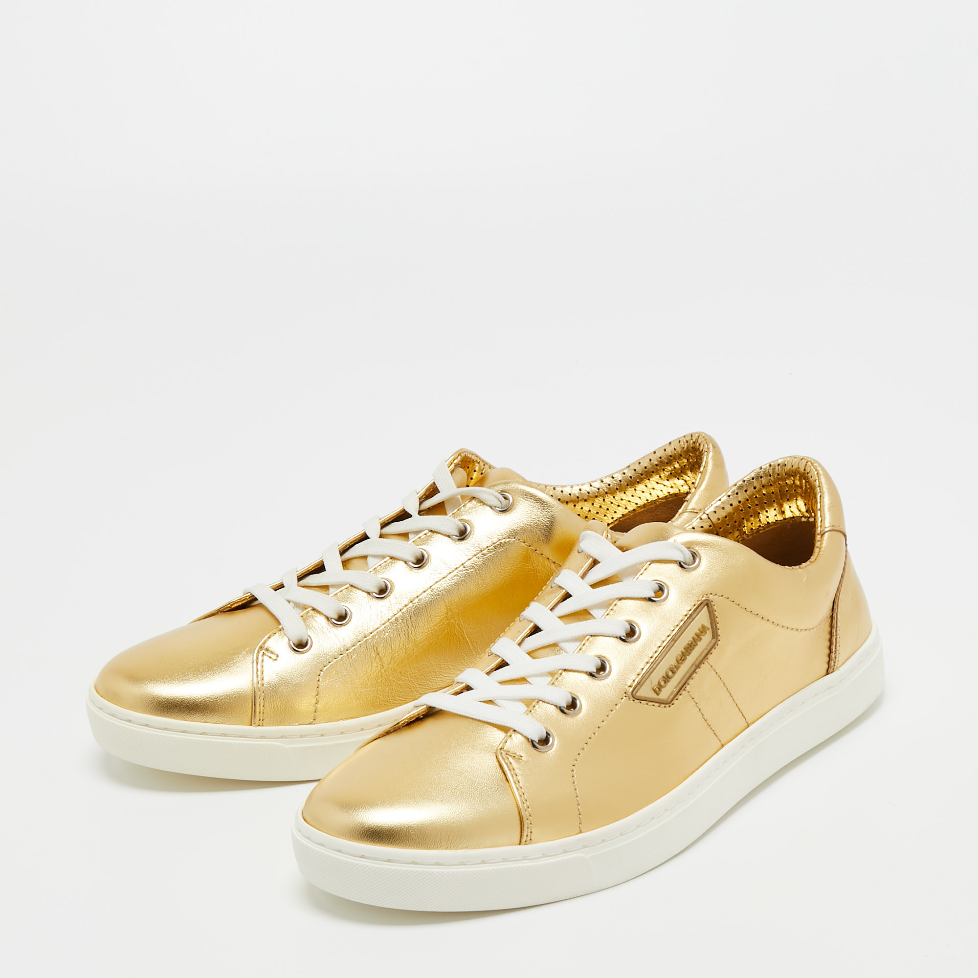 

Dolce & Gabbana Gold Leather Low Top Sneakers Size