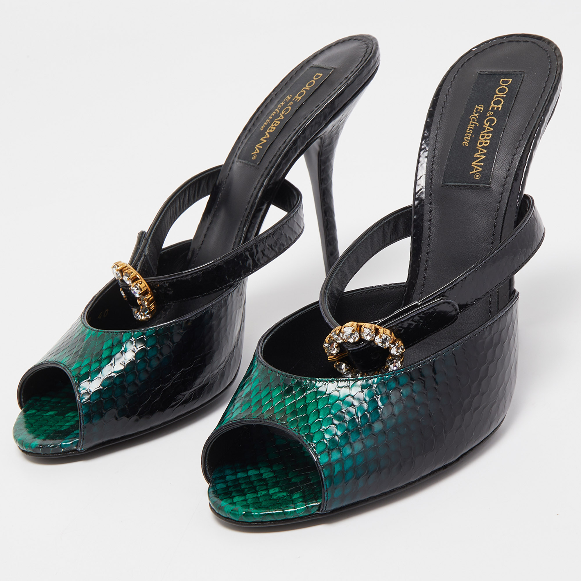 

Dolce & Gabbana Green/Black Python Embossed Leather Crystal Embellished Sandals Size