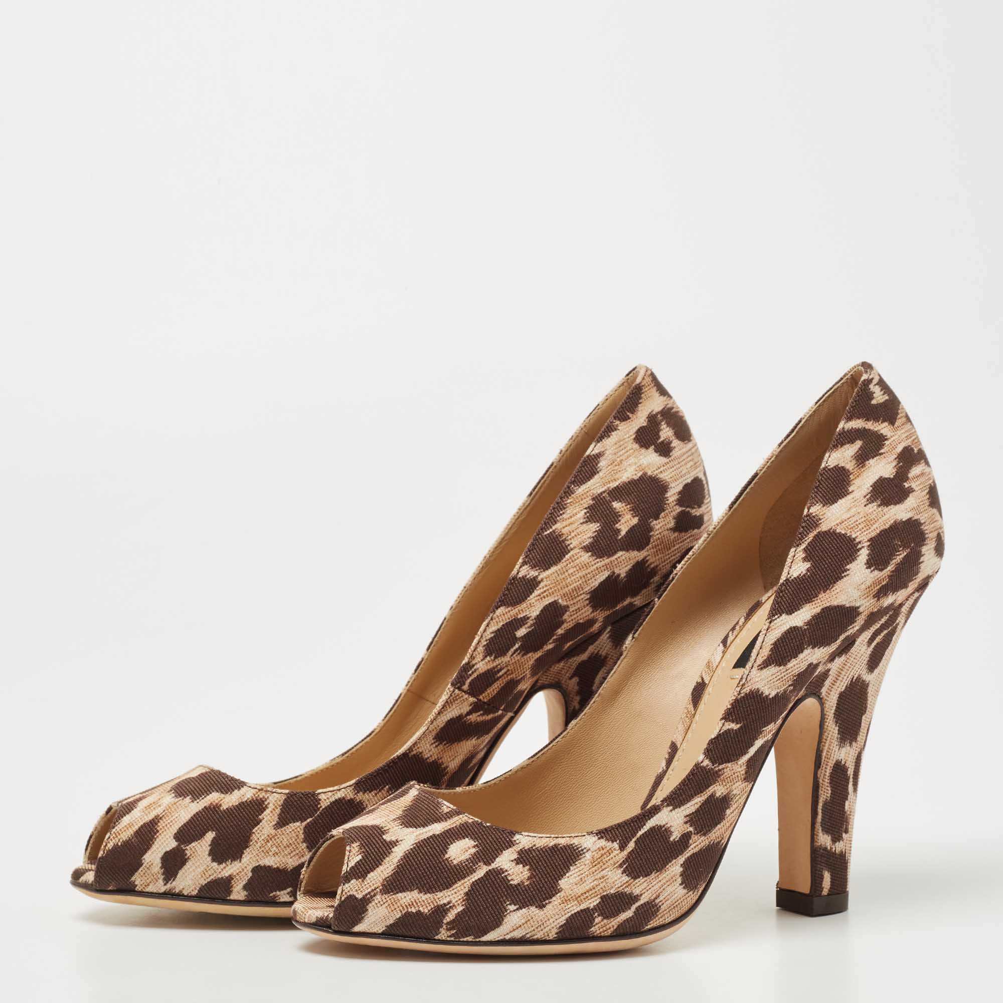

Dolce & Gabbana Brown Leopard Print Canvas Peep Toe Platform Pumps Size
