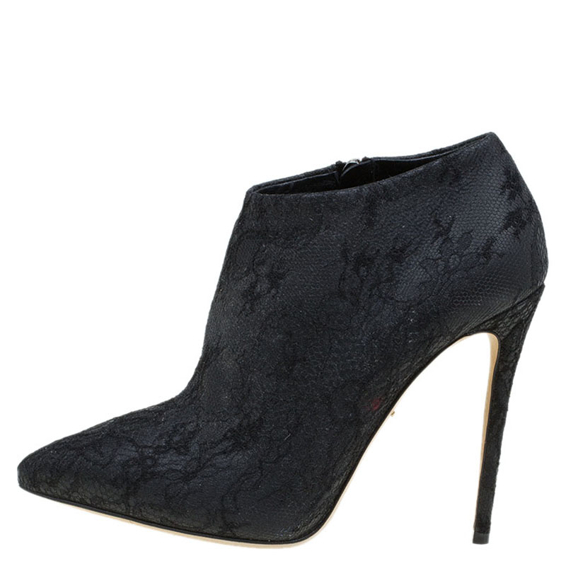 

Dolce & Gabbana Black Lace Ankle Boots Size