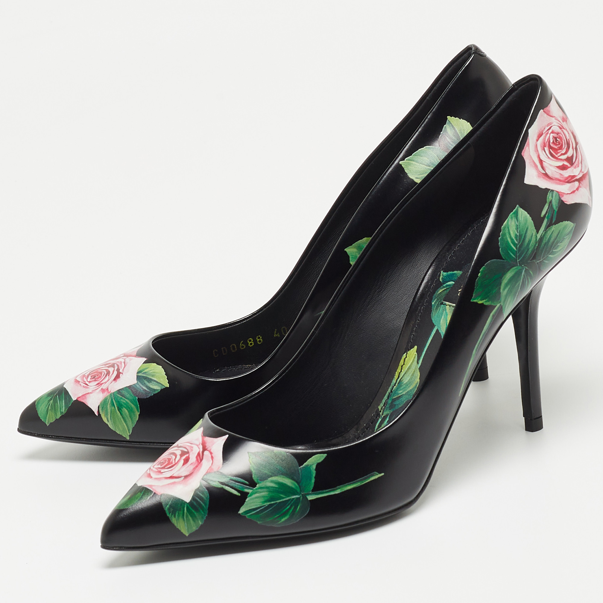 

Dolce & Gabbana Black Leather Floral Print Pumps Size