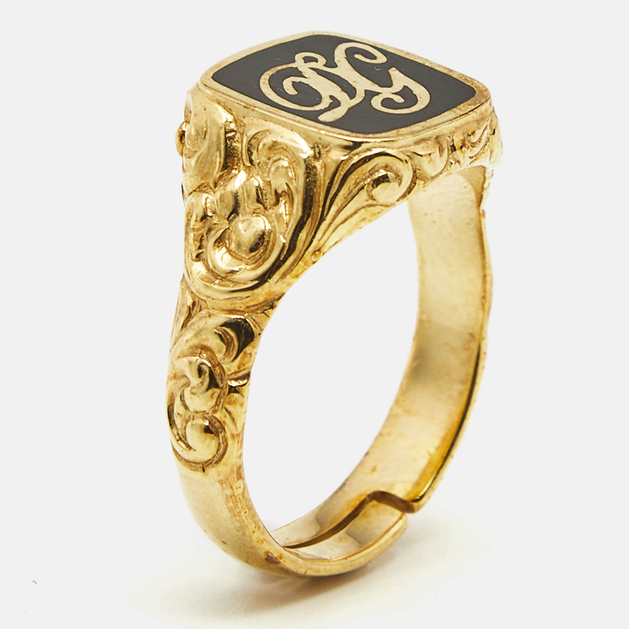 

Dolce & Gabbana Enamel Logo Gold Ring Size