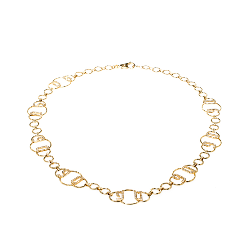 مملوكة مسبقًا حزام دولتشي أند غابانا بسلسلة ذهبية كريستال شعار