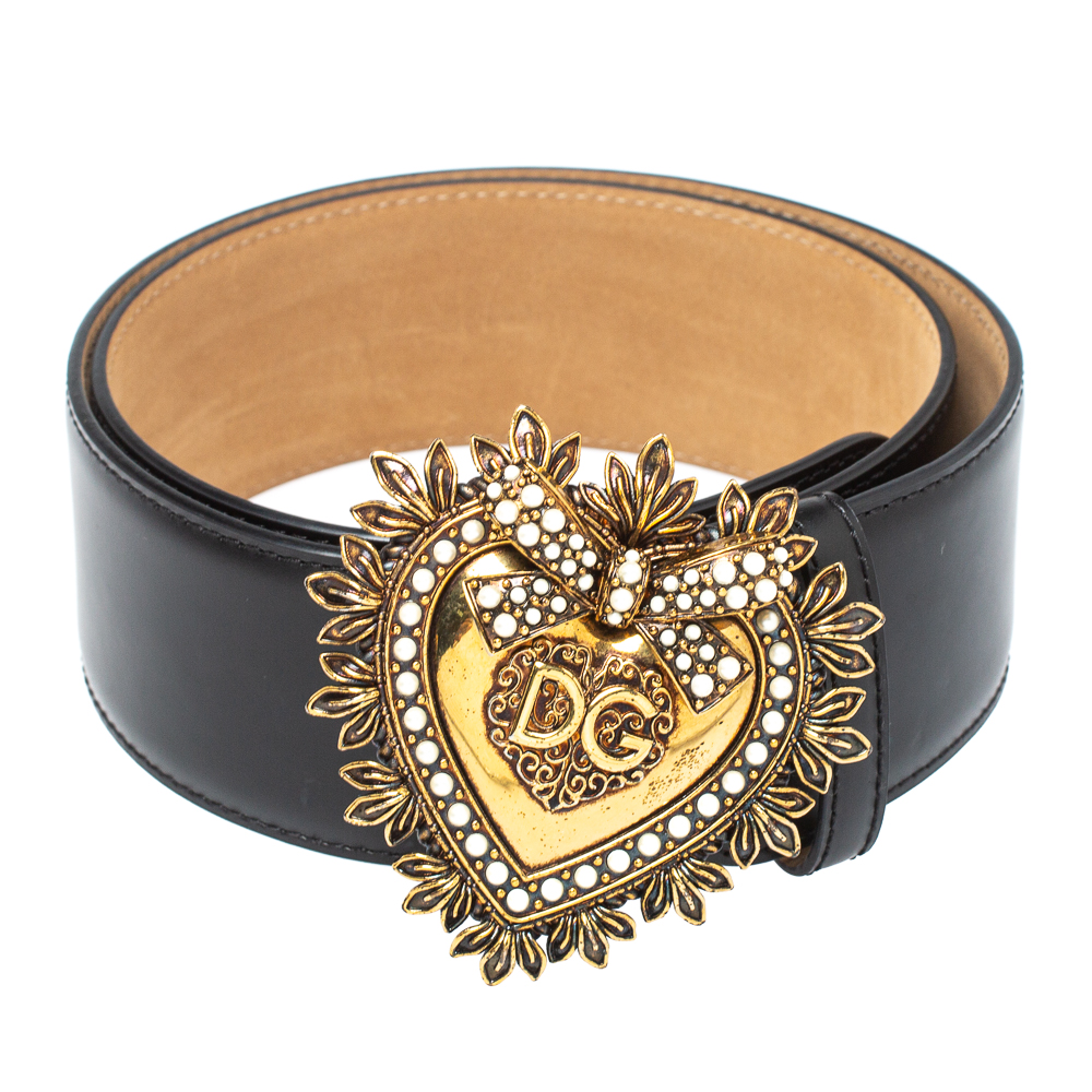 

Dolce & Gabbana Black Leather Devotion Heart Buckle Belt