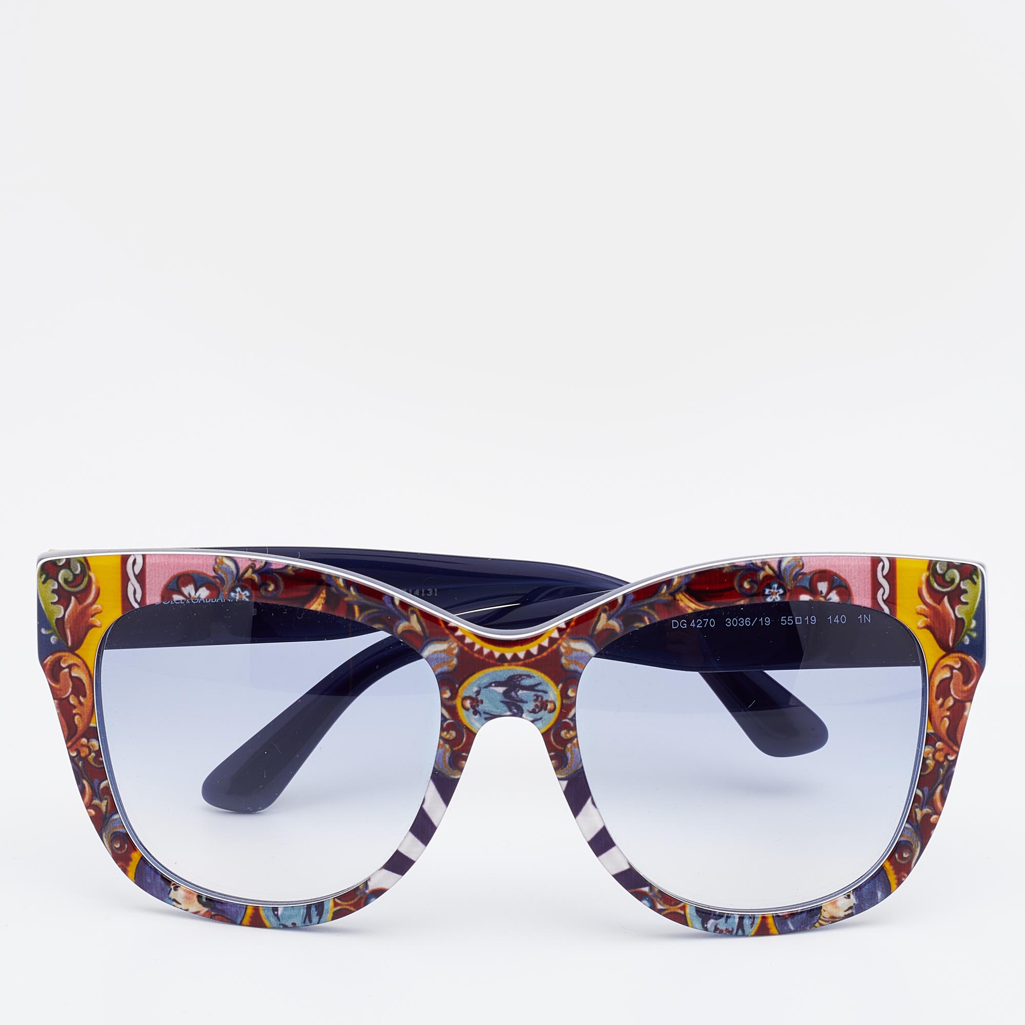 Click to view more detailed imagery on our partner's website Pre-owned Dolce & Gabbana Multicolor Printed/blue Dg 4270 Oversized Cat Eye Sunglasses