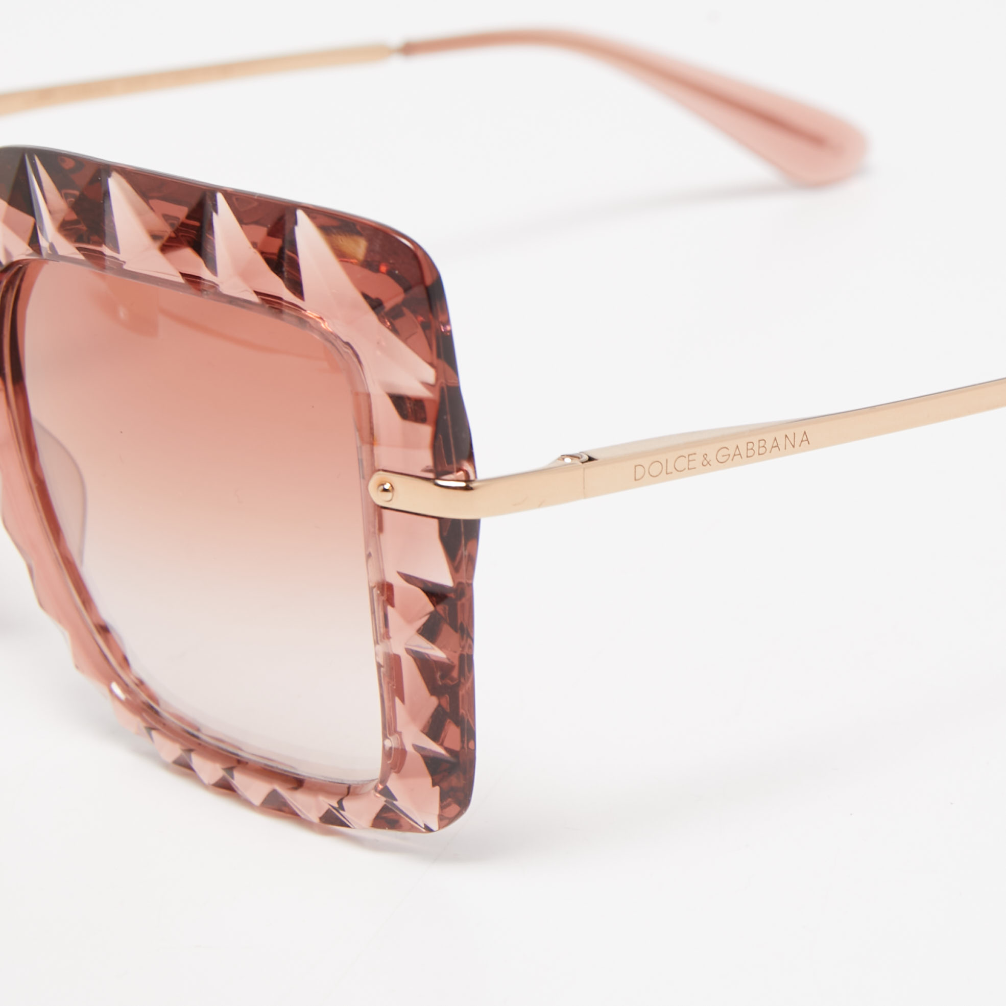 

Dolce & Gabbana Pink Frame Gradient Square Sunglasses