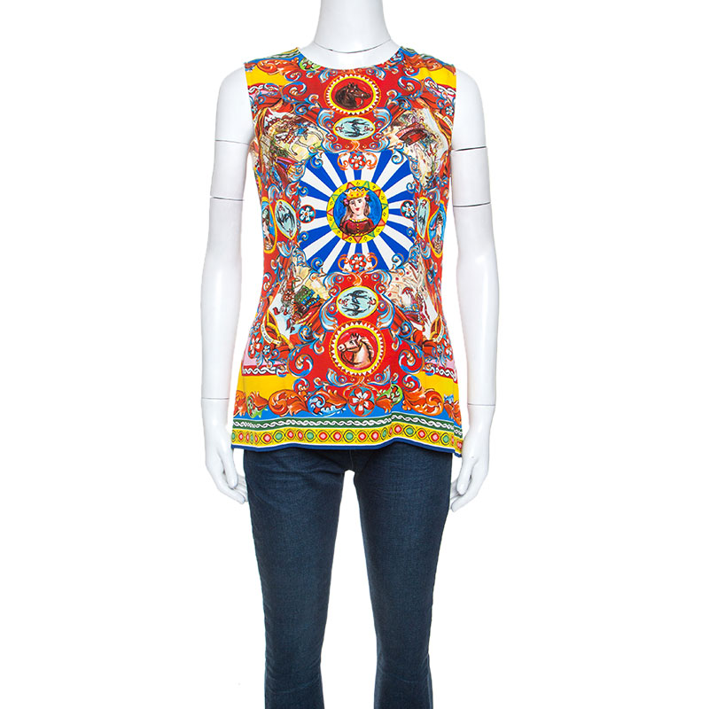 Pre Owned توب دولتشي آند غابانا حرير سيسيليان مطبوع متعدد الألوان بلا أكمام M