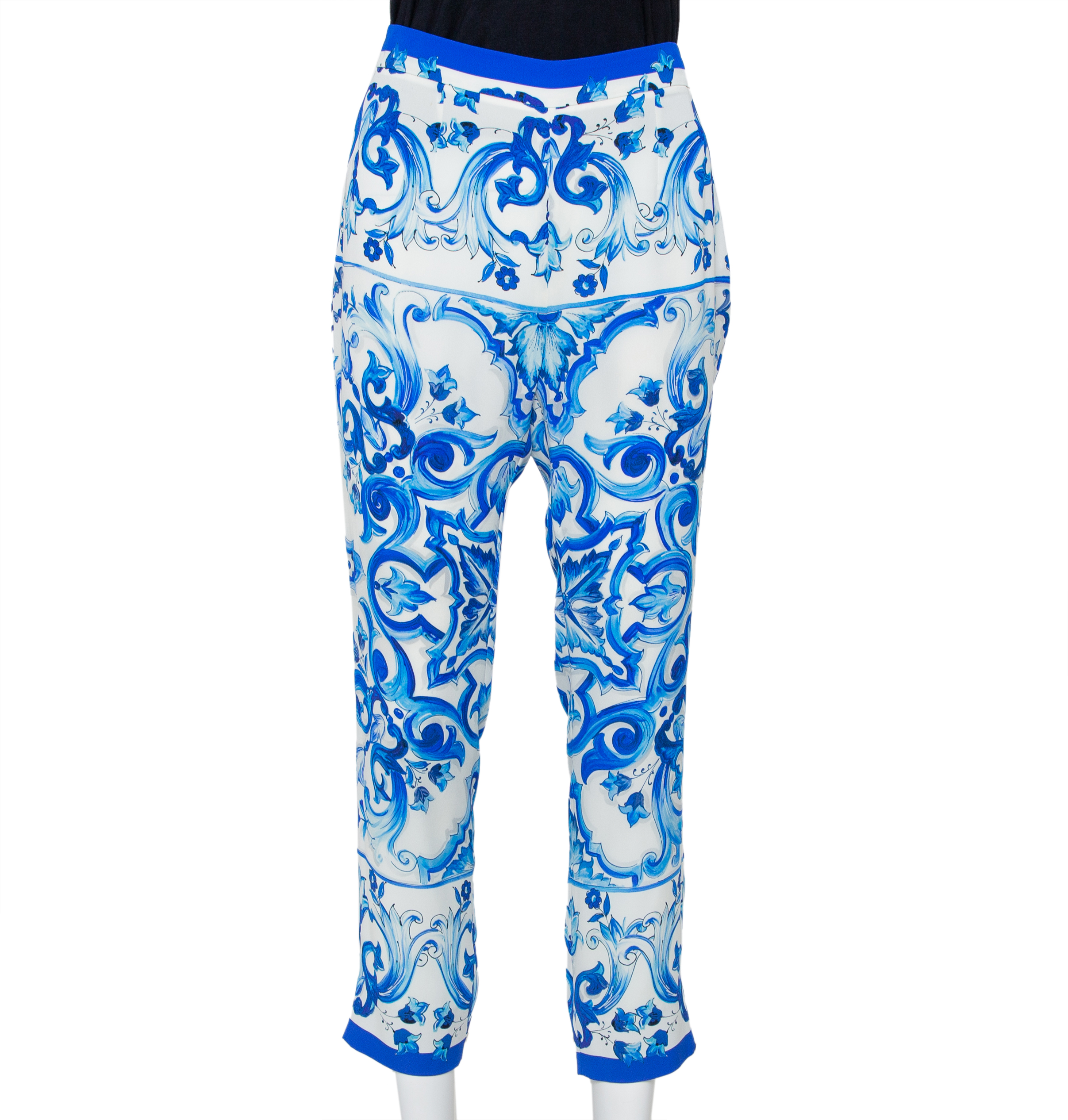Pre-owned Dolce & Gabbana White & Blue Majolica Printed Silk Tapered Leg Trousers M