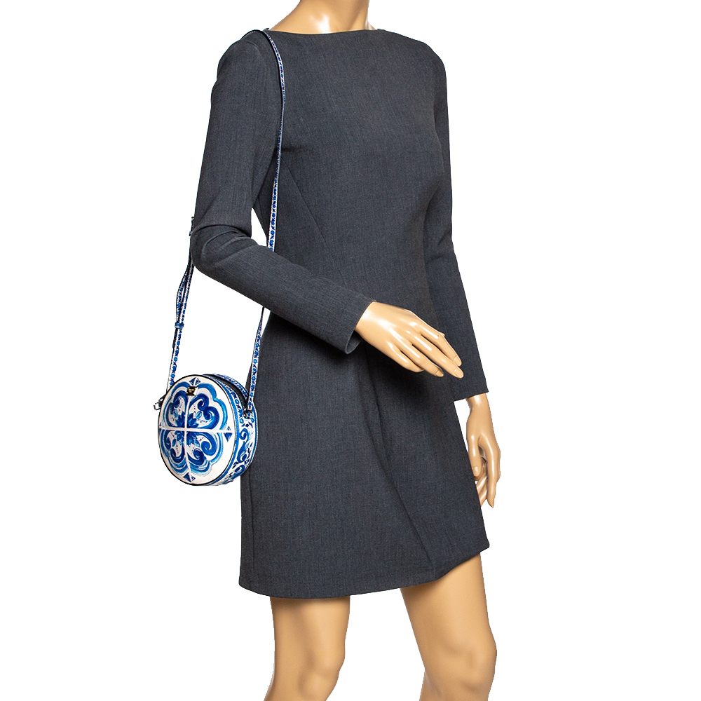

Dolce & Gabbana White/Blue Majolica Print Leather Glam Round Shoulder Bag