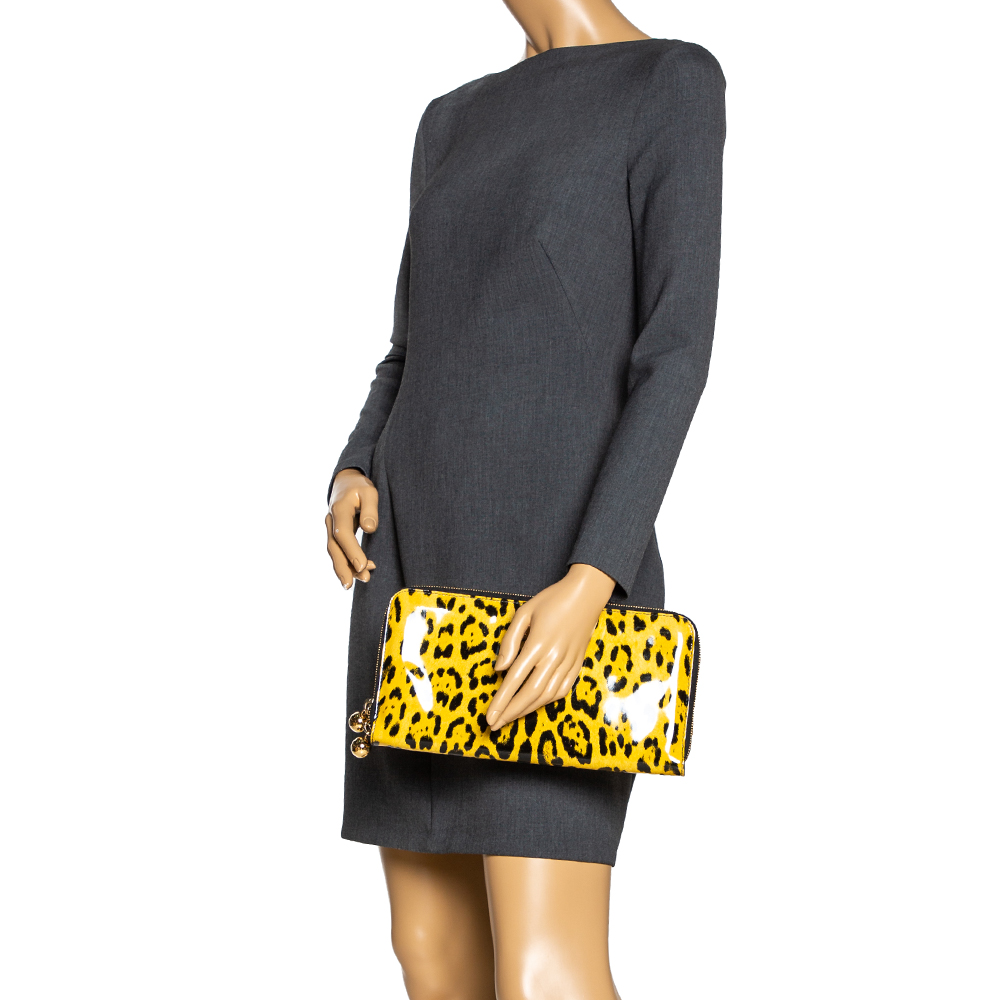 

Dolce & Gabbana Yellow/Black Leopard Print Patent Leather Zipped Clutch