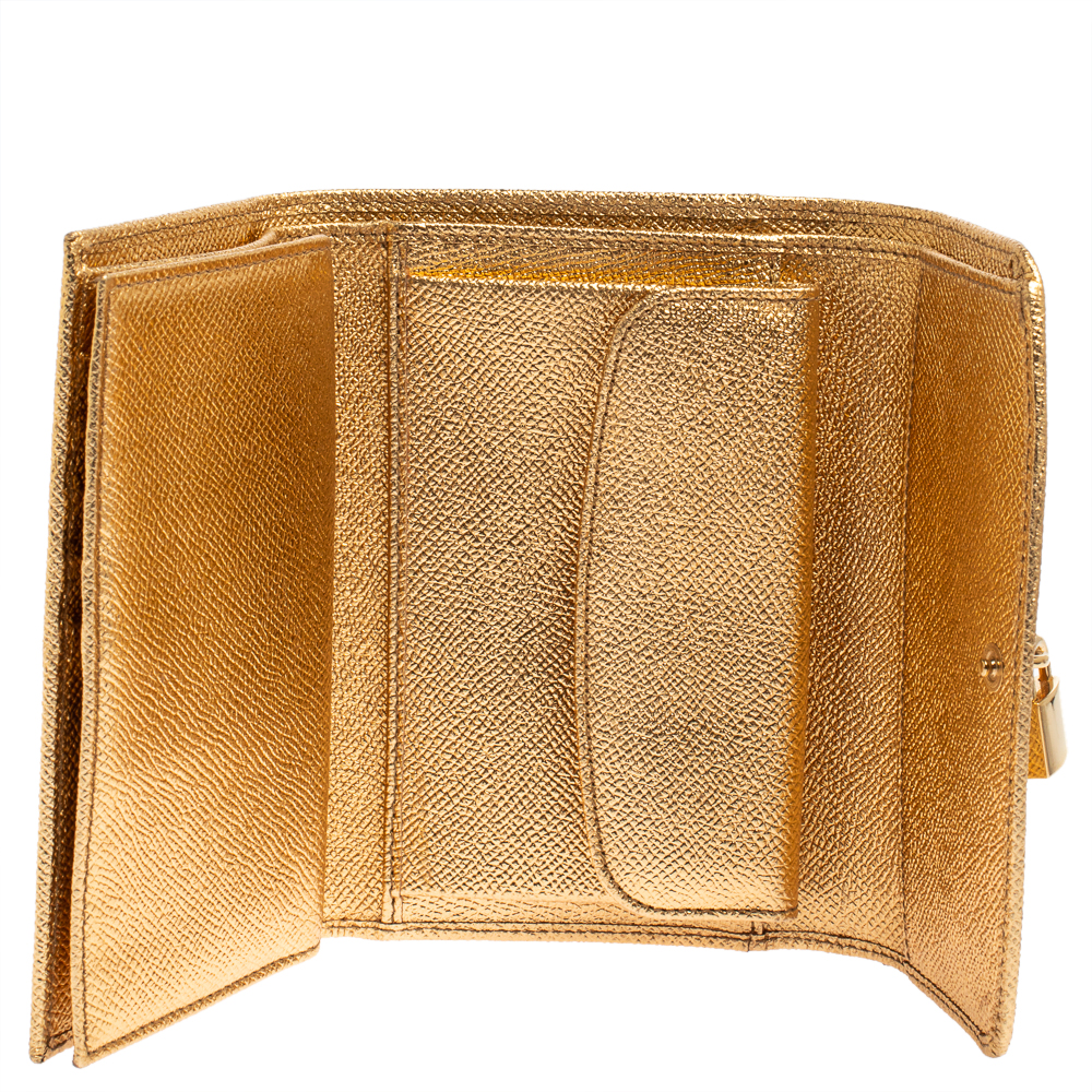 

Dolce & Gabbana Gold Leather Padlock Trifold Compact Wallet