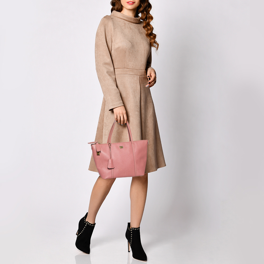 

Dolce & Gabbana Pink Leather Miss Escape Tote