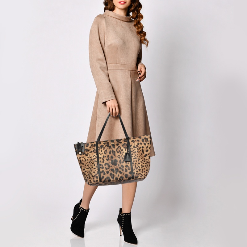 

Dolce & Gabbana Black/Beige Leopard Print Coated Canvas and Leather Miss Escape Tote, Brown