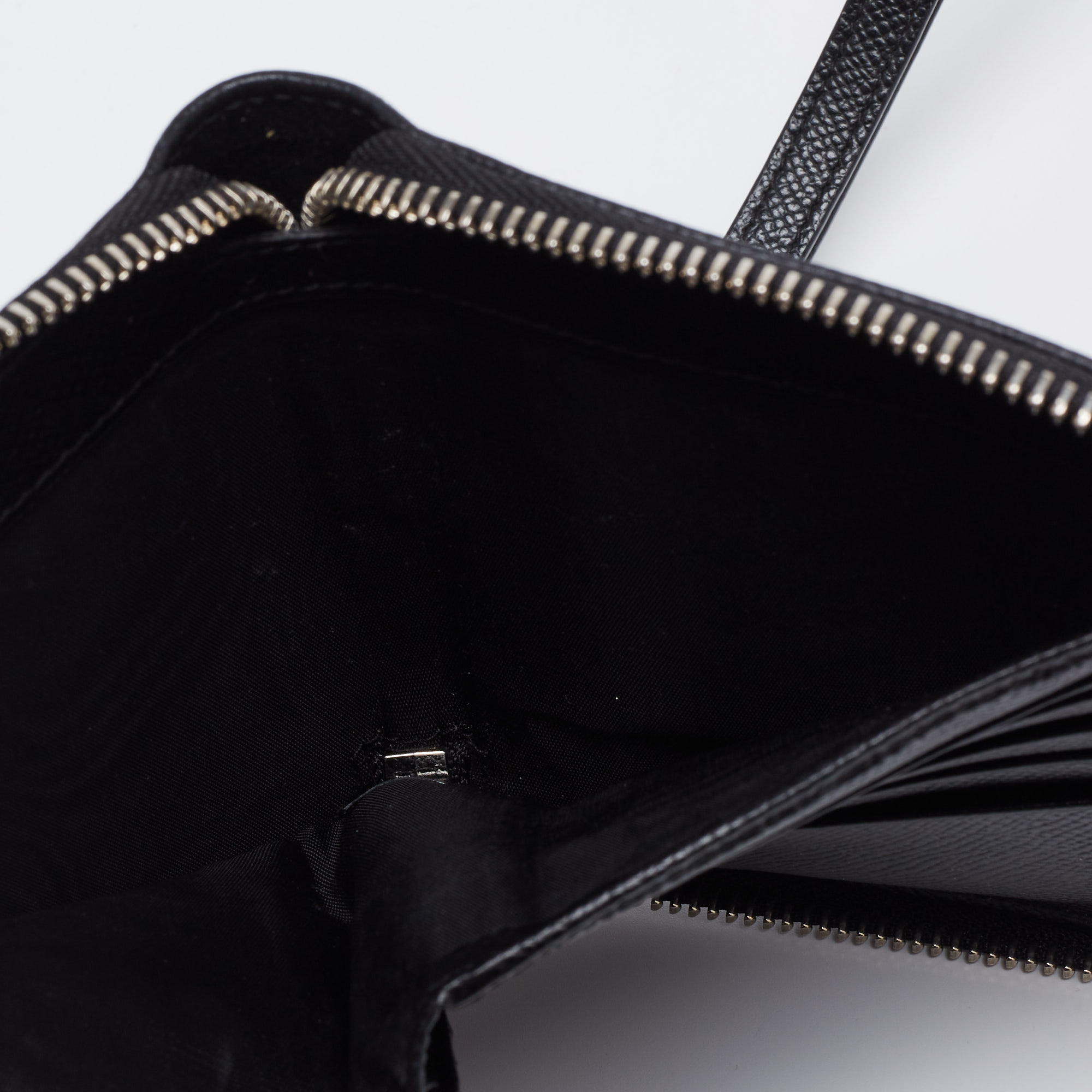 

Dolce & Gabbana Black Leather D&G Logo Zip Around Wallet