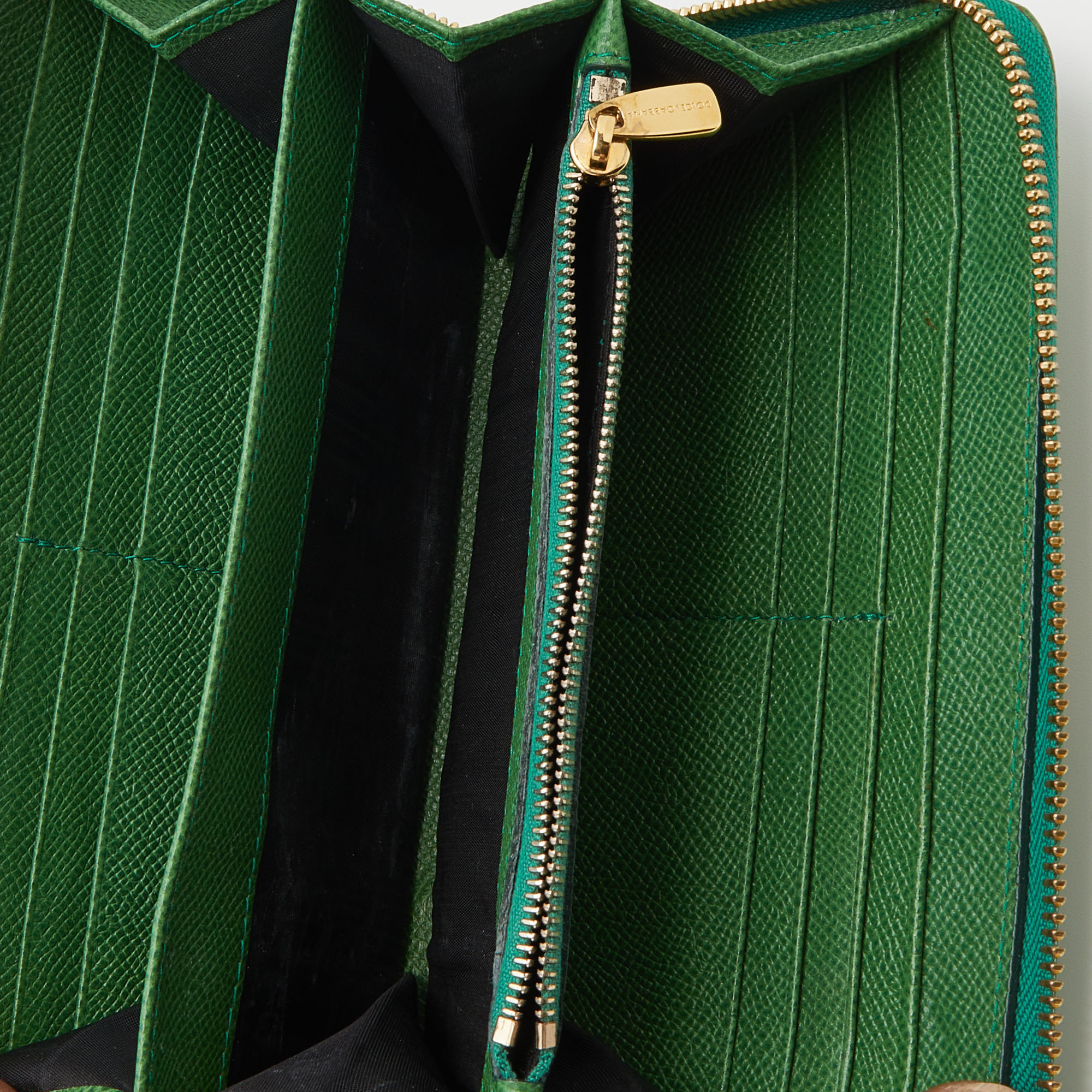 

Dolce & Gabbana Green Leather Continental Zip Around Wallet