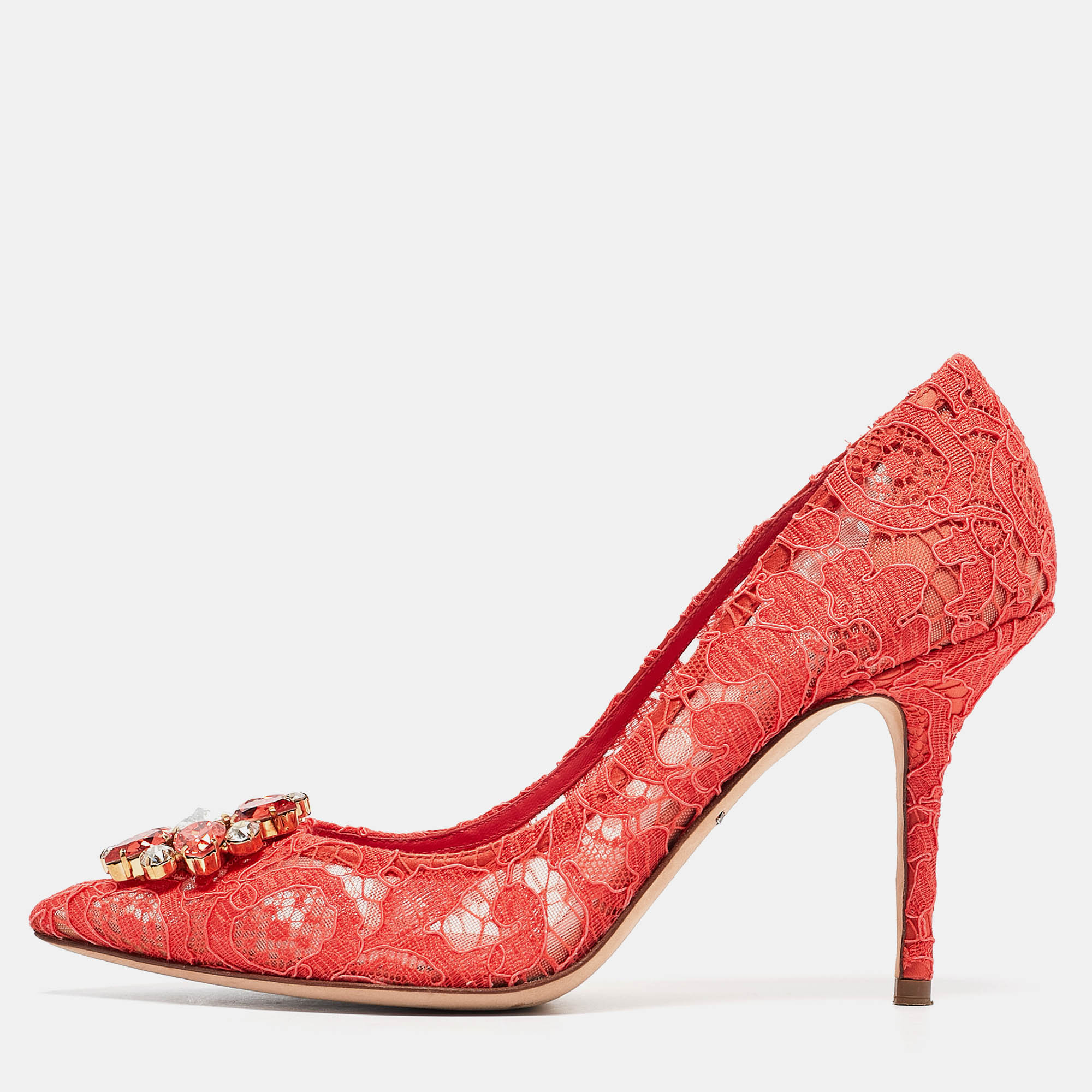 Pre-owned Dolce & Gabbana Coral Pink Lace Bellucci Pumps Size 40