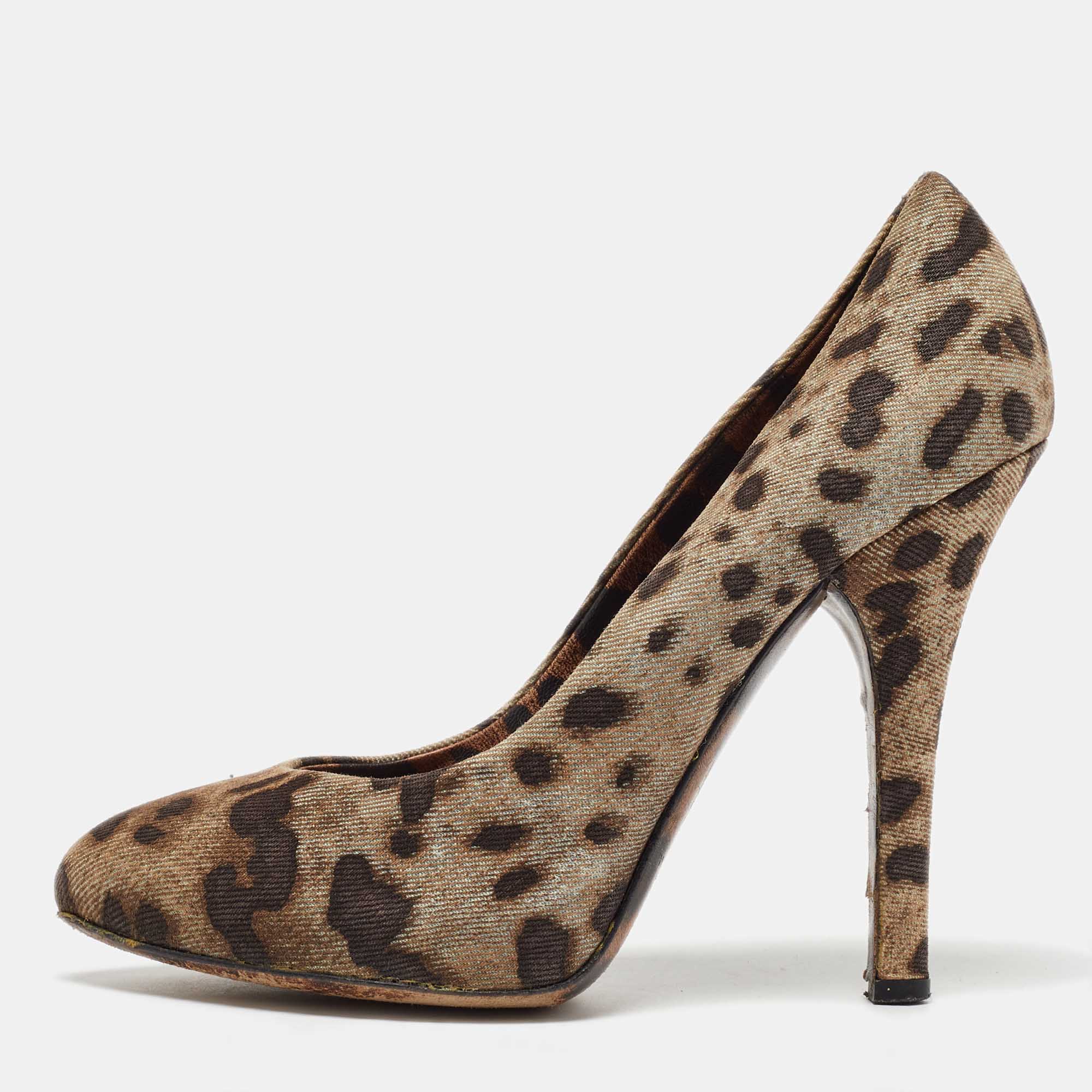 

Dolce & Gabbana Brown Canvas Leopard Print Pumps Size