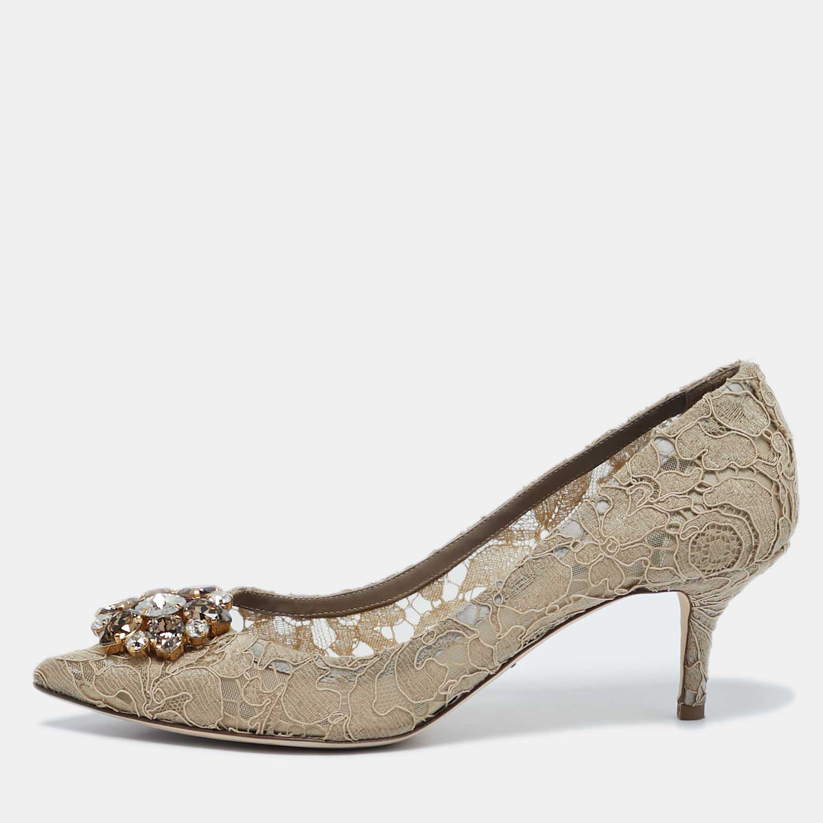 Pre-owned Dolce & Gabbana Beige Lace Crystal Embellished Bellucci Pumps Size 40