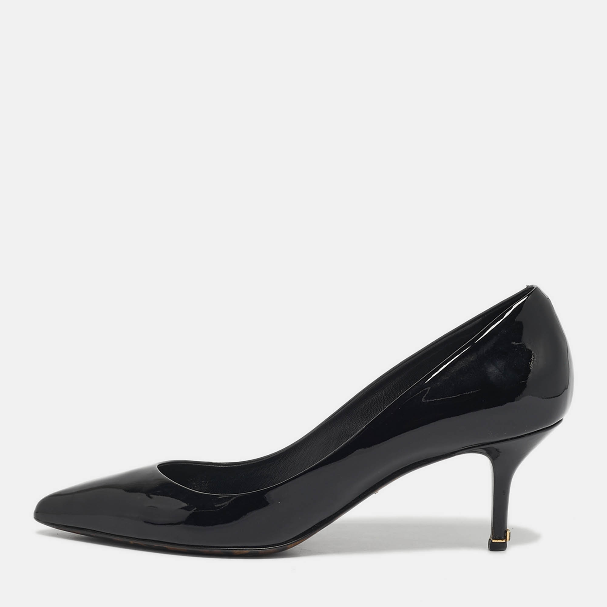 

Dolce & Gabbana Size  Black Patent Leather Pointed Toe Pumps