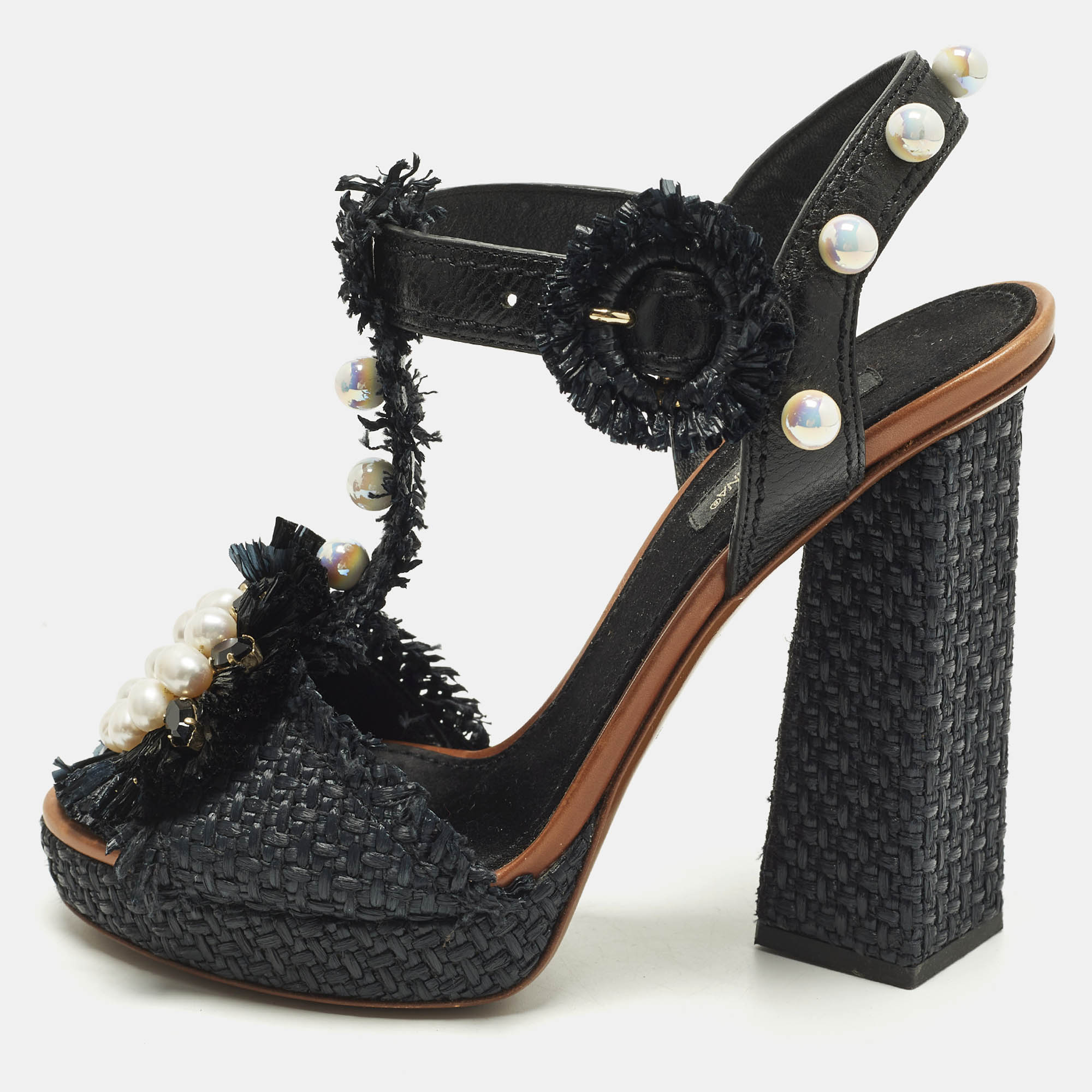 

Dolce & Gabbana Size  Black Leather and Raffia Faux Pearls T Strap Sandals