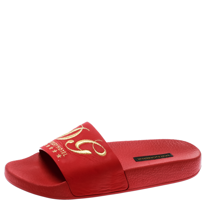 مملوكة مسبقًا Dolce and Gabbana Red Rubber DG Embroidered Flat Pool Slides Size 36