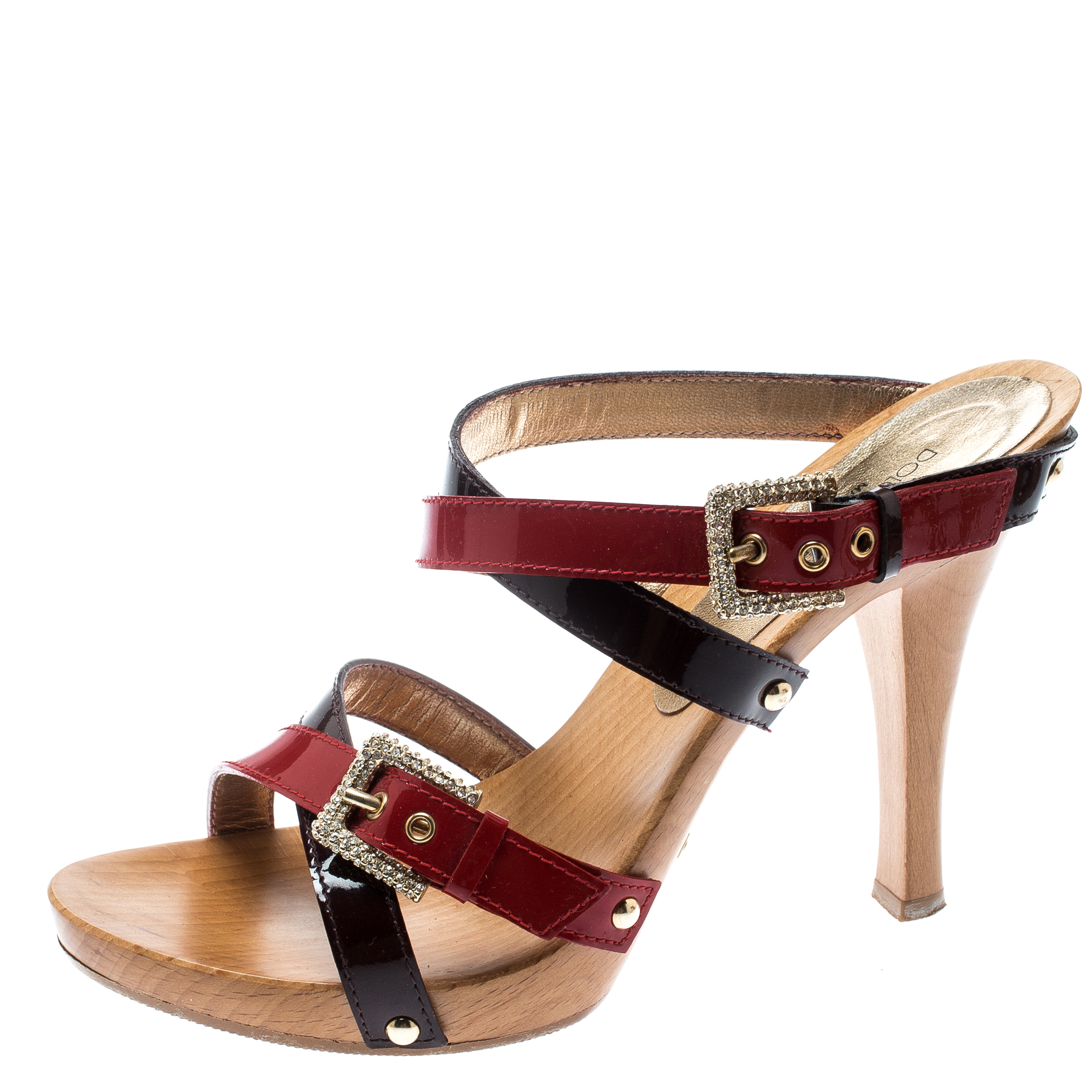

Dolce And Gabbana Two Tone Patent Leather Embellished Buckle Detail Cross Strap Sandals Size, Red