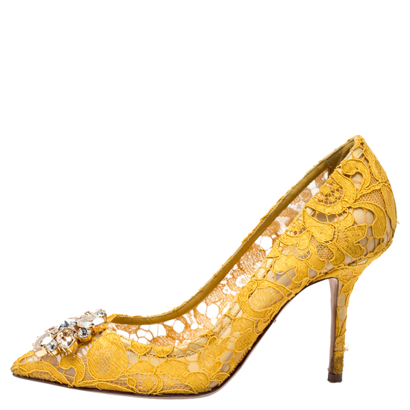 

Dolce & Gabbana Yellow Lace Bellucci Crystal Embellished Pointed Toe Pumps Size