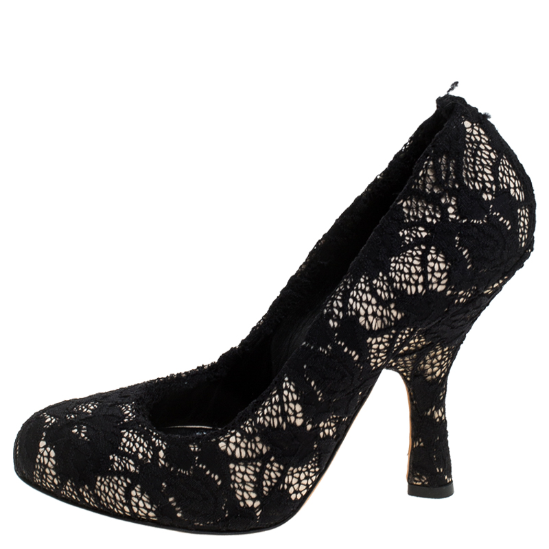 Pre-owned Dolce & Gabbana Black Lace Round Toe Pumps Size 38.5