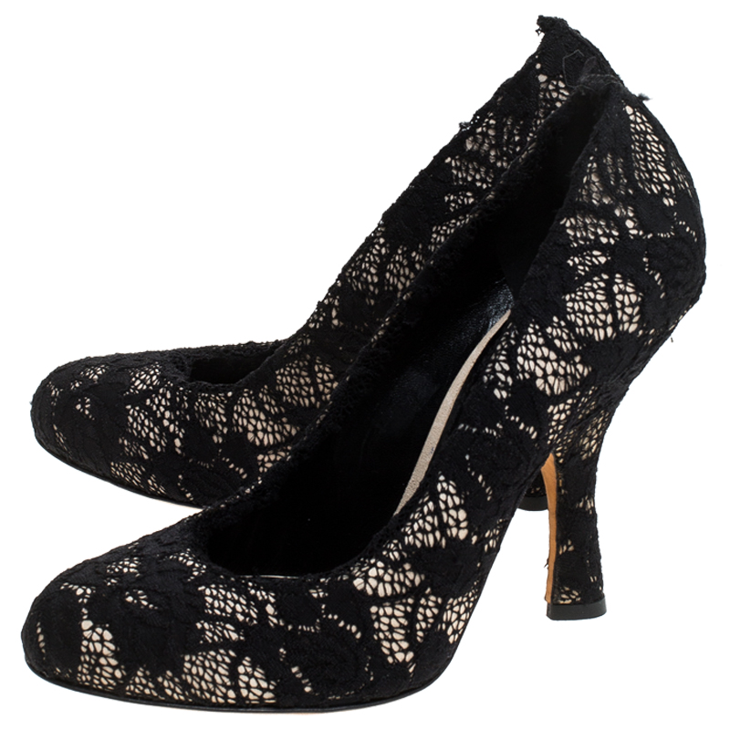 Pre-owned Dolce & Gabbana Black Lace Round Toe Pumps Size 38.5