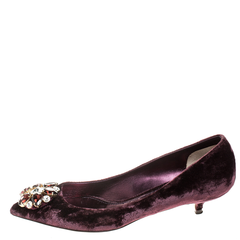 

Dolce & Gabbana Purple Velvet Crystal Embellished Bellucci Pumps Size