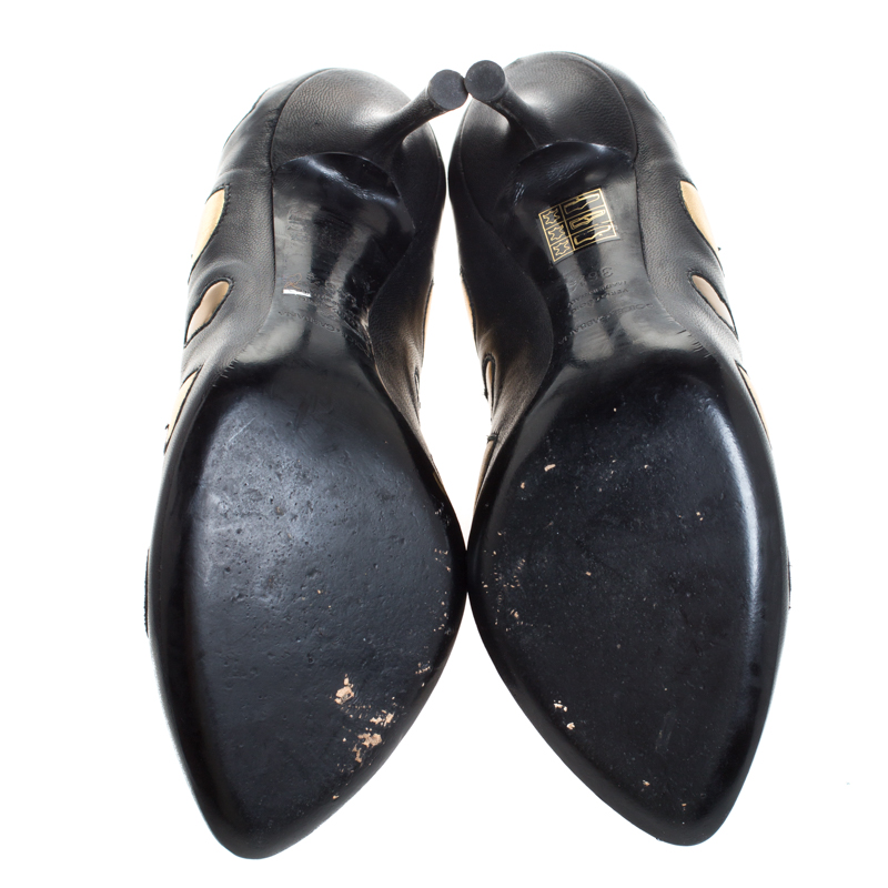 Pre-owned Dolce & Gabbana Dolce & Gabbanna Black Leather Heart Applique Pointed Toe Pumps Size 36.5