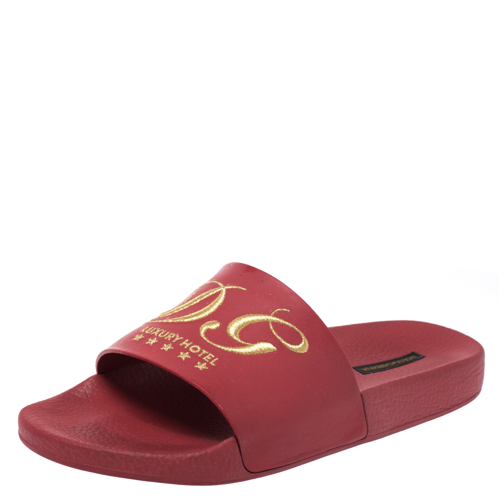 Pre-owned Dolce & Gabbana Red Rubber Dg Embroidered Flat Pool Slides Size 41