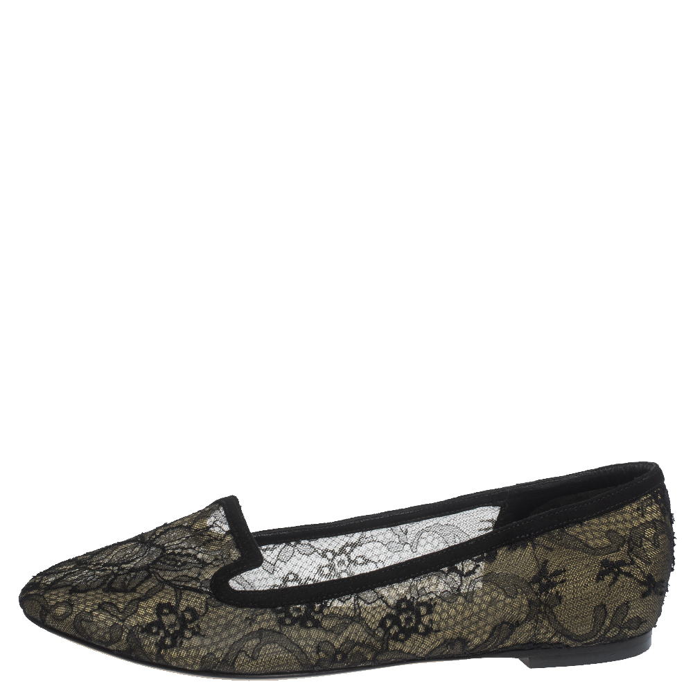 

Dolce & Gabbana Black Lace And Suede Trim Ballet Flats Size