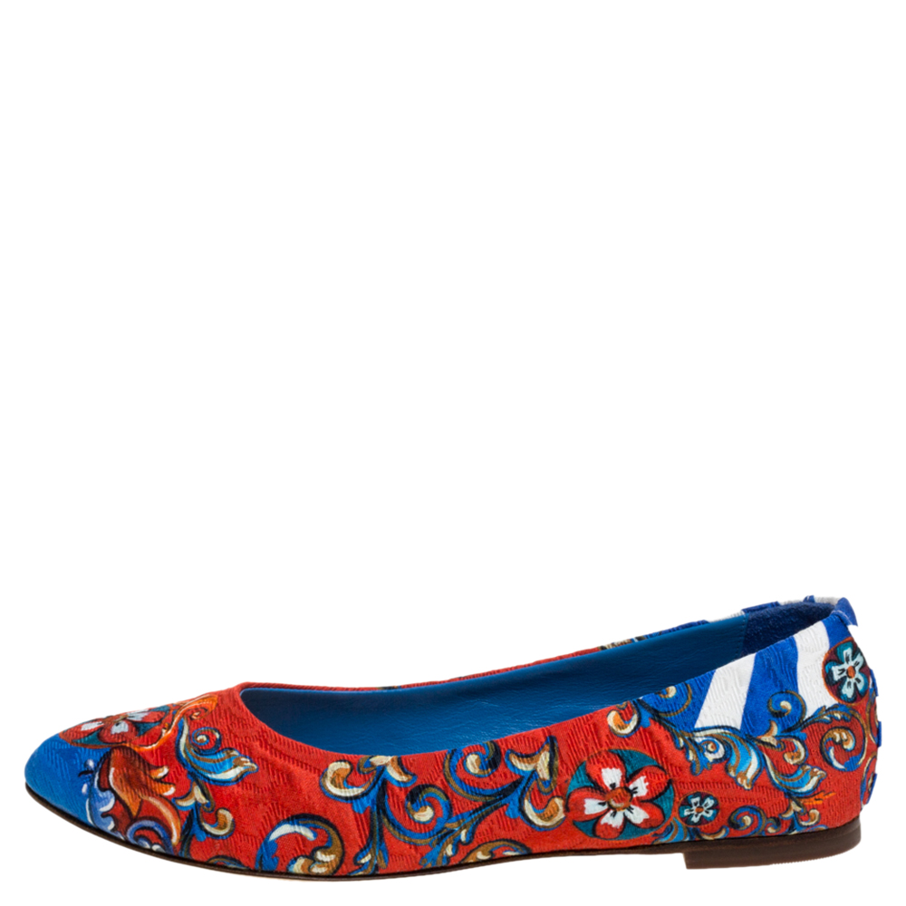 

Dolce & Gabbana Multicolor Fabric Printed Ballet Flats Size