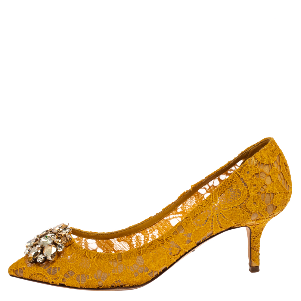 

Dolce & Gabbana Yellow Lace Bellucci Pumps Size