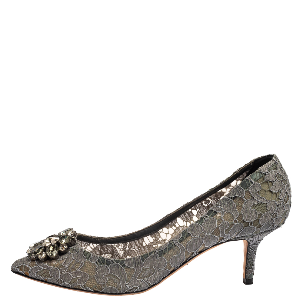 

Dolce & Gabbana Pale Purple Lace Bellucci Crystal Embellished Pointed Toe Pumps Size