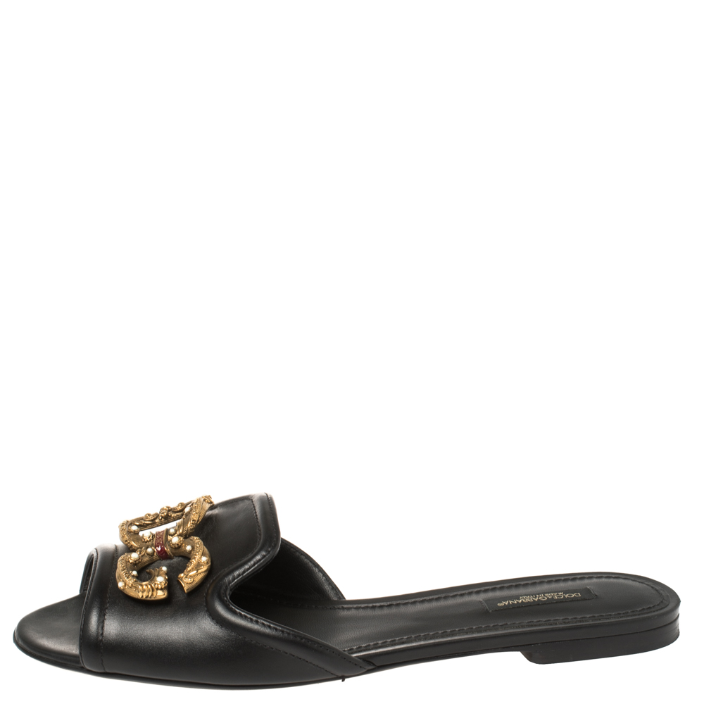

Dolce & Gabbana Black Leather DG Amore Flat Sandals Size