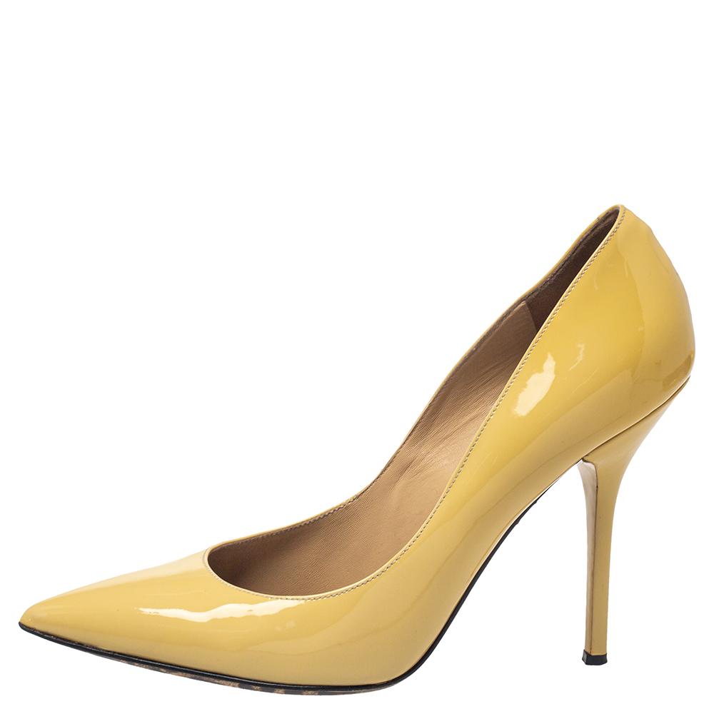 

Dolce & Gabbana Yellow Patent Leather Pointed Toe Pumps Size