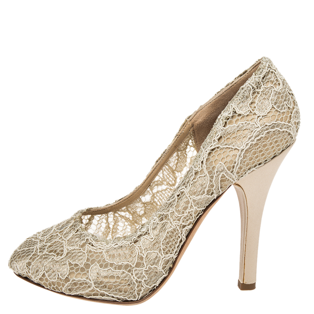 

Dolce & Gabbana Beige Lace Round Toe Pumps Size
