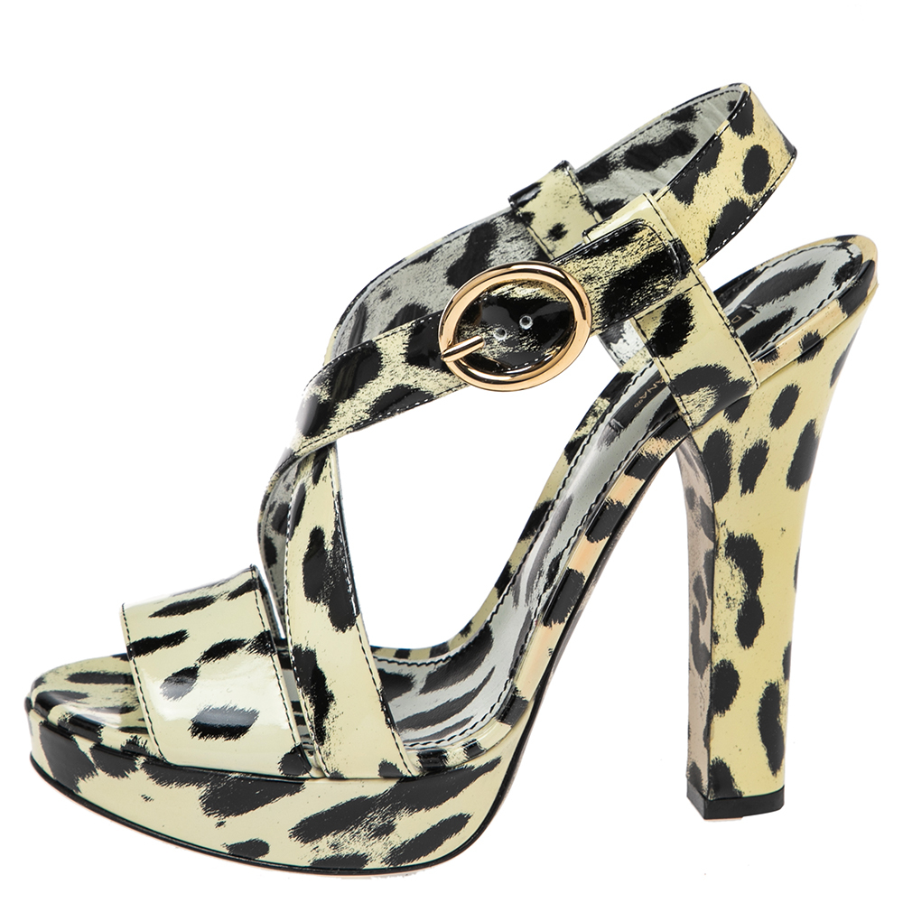 

Dolce & Gabbana Cream-Black Patent Leather Ankle Strap Platform Sandals Size