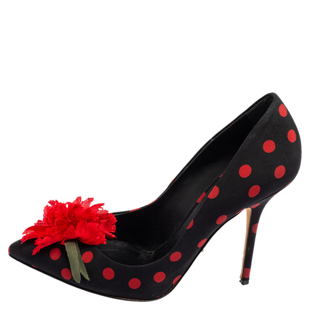 

Dolce & Gabbana Black/Red Fabric Pointed Toe Pumps Size