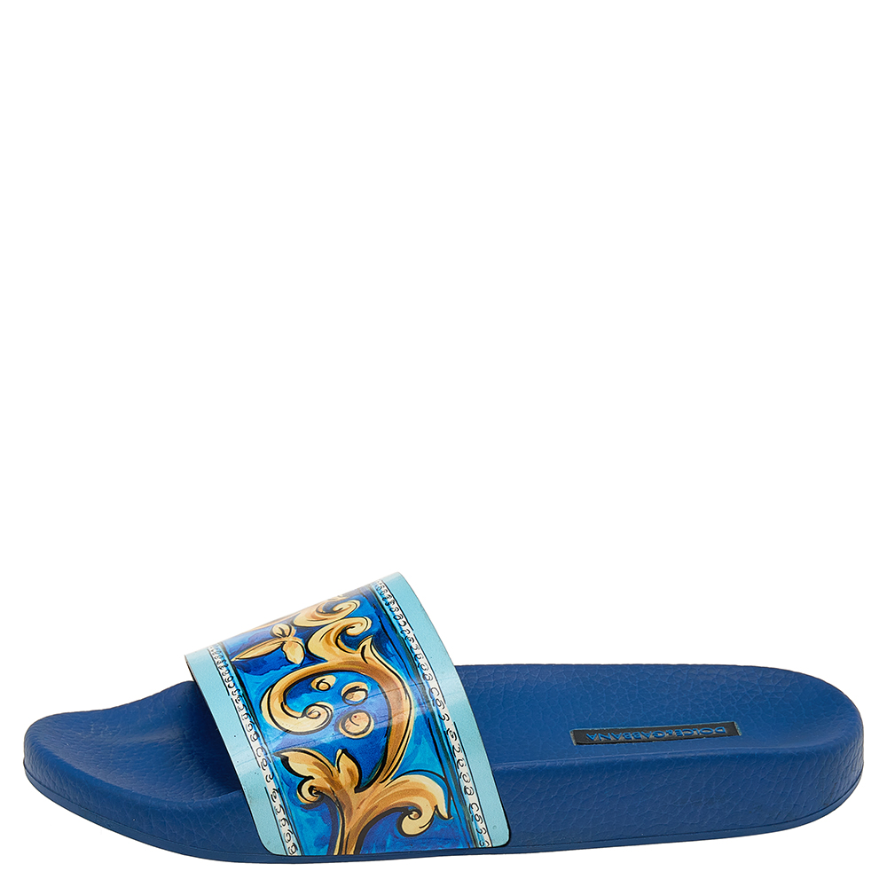 

Dolce & Gabbana Multicolor Majolica Printed Patent Leather Flat Slides Size