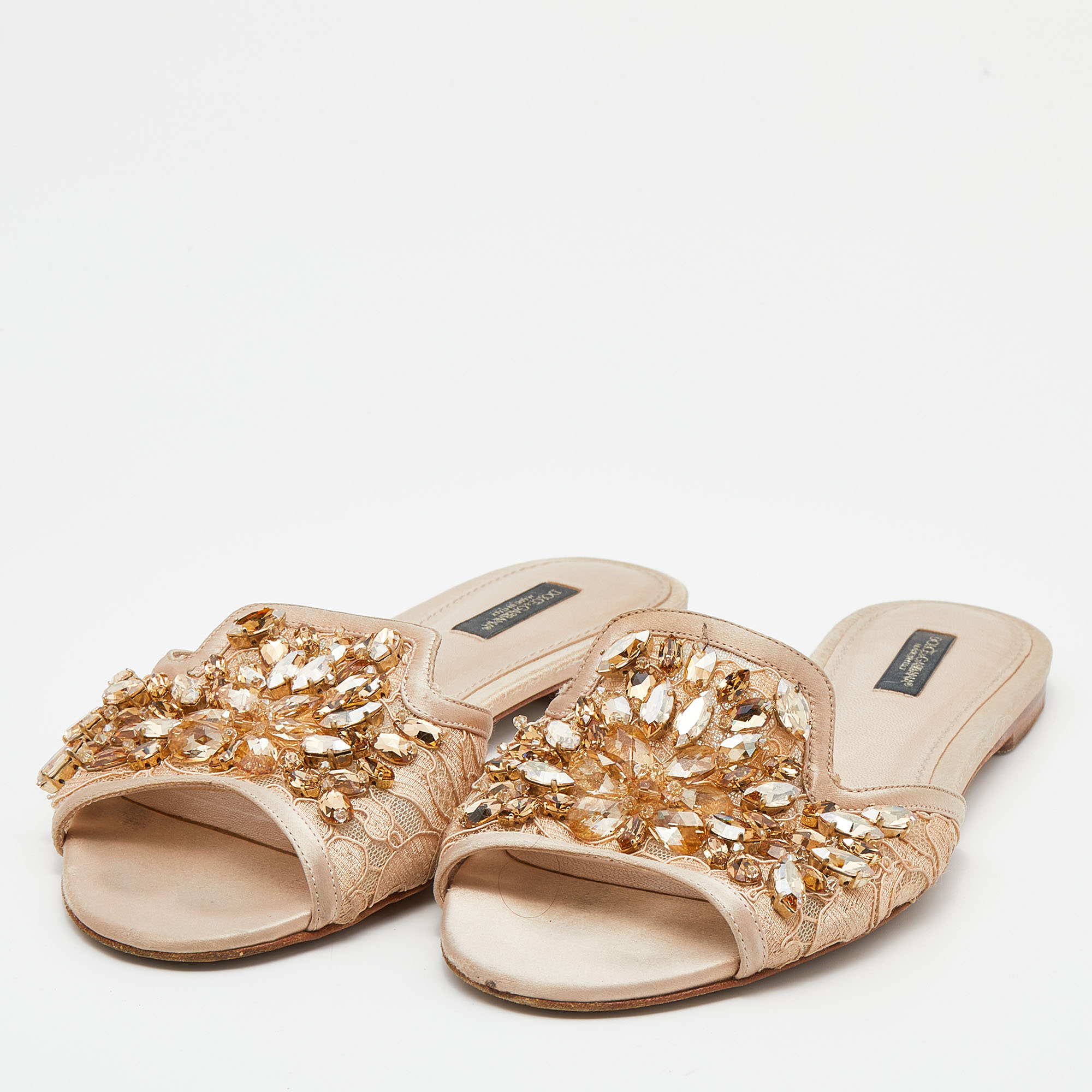

Dolce & Gabbana Beige Satin And Lace Sofia Crystal Embellished Slide Flat Sandals Size