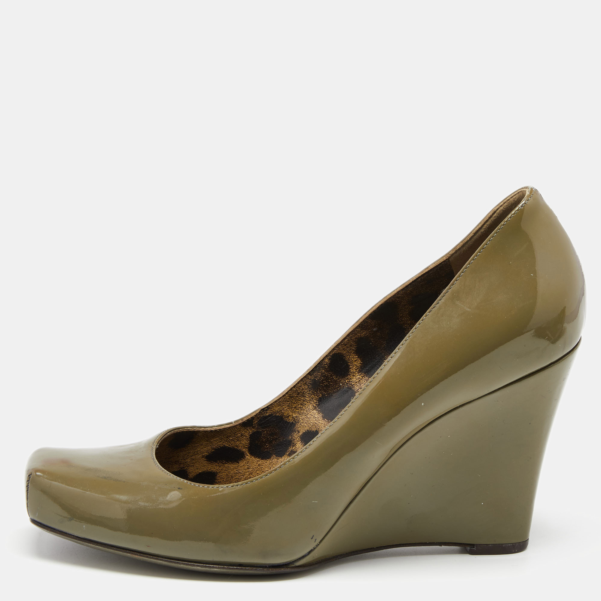 

Dolce & Gabbana Olive Green Patent Leather Wedge Pumps Size